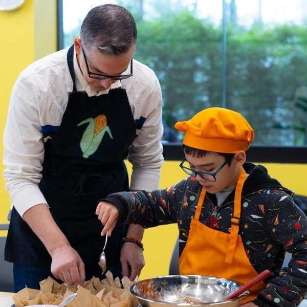 Junior Chefs Academy - Sugar and Spice Holiday Cookies